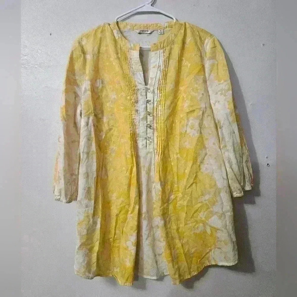 EUC! Liz Claiborne yellow and white blouse! - Picture 1 of 3